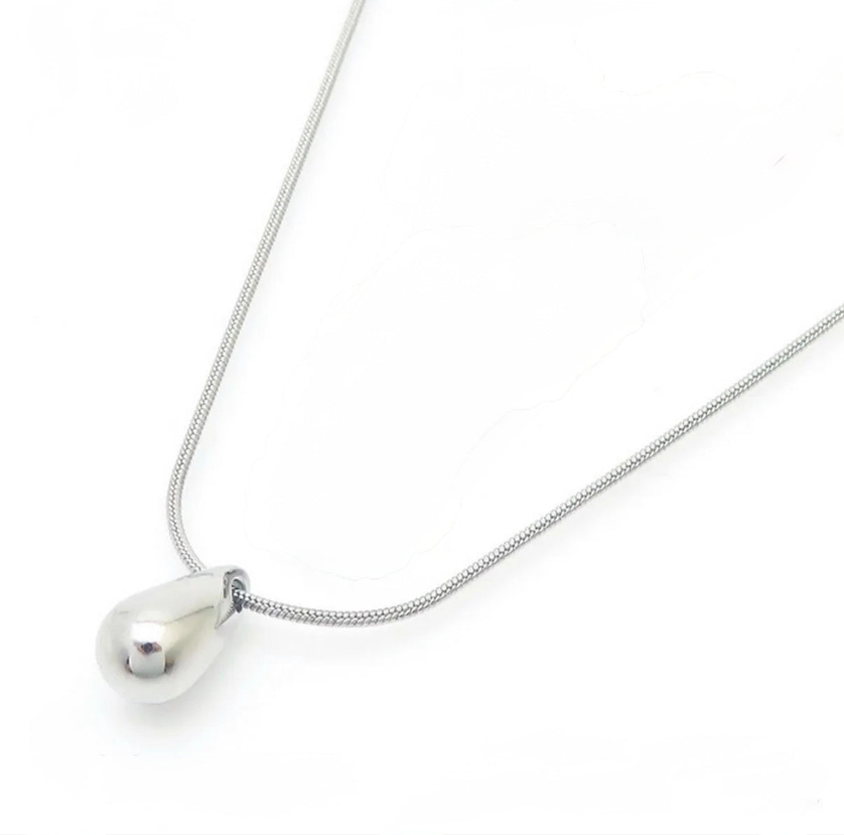 Leana Necklace