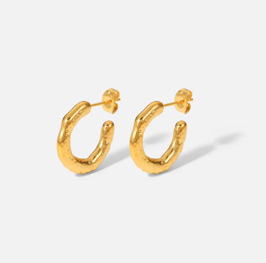 Genny hoops